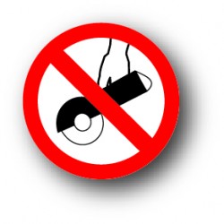 Interdiction d'utiliser une scie a main